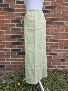 Vintage Portraits Northern Isle 100% Linen Soft Green Embroidered Skirt, Size 16
